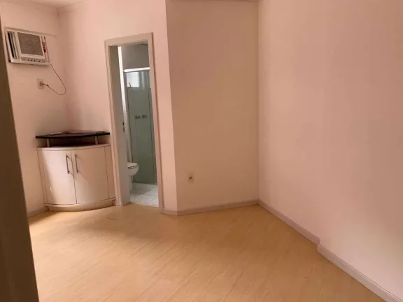 Imagem Apartamento à Venda,149m², 3 Suítes (1 Master), 2 Vagas, Centro, Florianópolis, SC