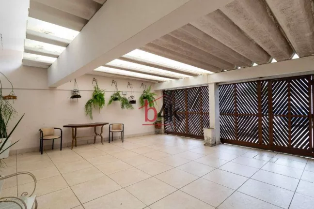 Imagem Casa no Campo Belo com 4 quartos à venda. Campo Belo - SP.