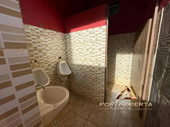 Imagem Chacara com casa 5 quartos, sendo 1 suíte - Cava Grande - COD 523