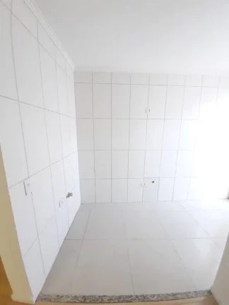 Imagem Apartamento com 2 dormitórios à venda, 42 m² por R$ 240.000,00 - Vila Pires - Santo André/SP
