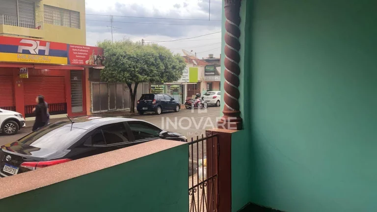 Imagem Casa com 2 dormitórios à venda, 120 m² por R$ 1.000.000,00 - Setor Central - Itumbiara/GO