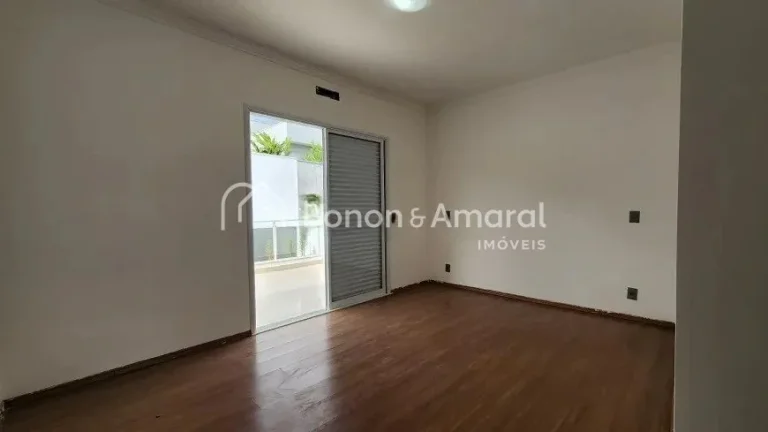 Imagem Casa a venda com 3 quartos no condomínio Jacarandás em Betel, Paulínia.

Sobrado amplo com living...