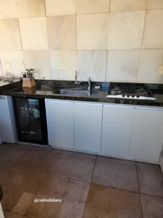 Imagem Venha morar em uma maravilhosa cobertura de 325m², prédio de 3 apartamentos (um por andar), para q...