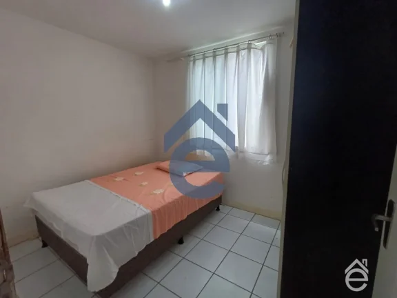 Imagem Apartamento no bairro Petrópolis, 2/4, local diferenciado, com 1 vaga de garagem