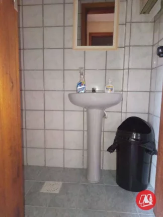 Imagem Conjunto comercial com 2 salas e vaga.