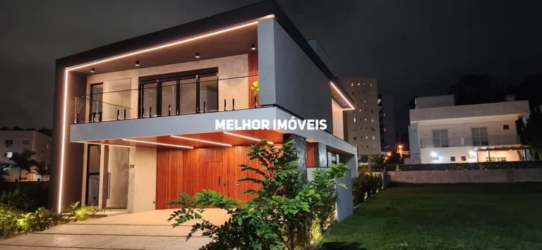 Imagem Casa Nova em condomínio fechado à venda com 5 suítes, 6 vagas de garagem localizada na Praia Brava .