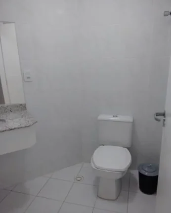 Imagem Apartamento à venda no Guarujá na Praia das Pitangueiras.