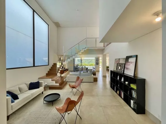 Imagem Casa em Condomínio a Venda no bairro Granja Viana - Cotia, SP