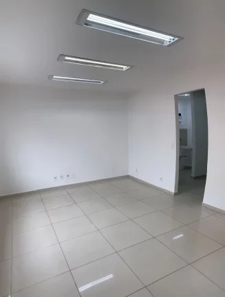 Imagem Salão para alugar, 120 m² por R$ 25.300,00/mês - Vila Romanópolis - Ferraz de Vasconcelos/SP
