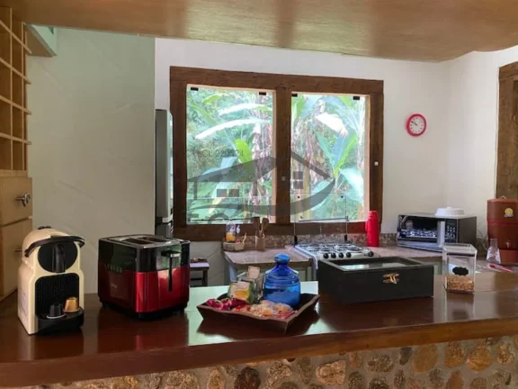 Imagem Casa no sertão da Barra do Una no meio da mata