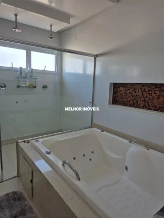 Imagem Sobrado Alto Padrão á venda com 3 suítes localizado em Tijucas - SC