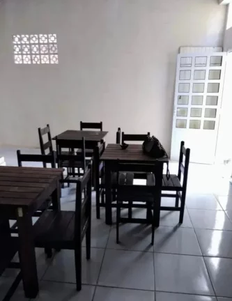 Imagem Casa para comercial locação na Vila Bastos: 9 quartos, 1 sala, 3 banheiros, 200m² - Santo André-SP