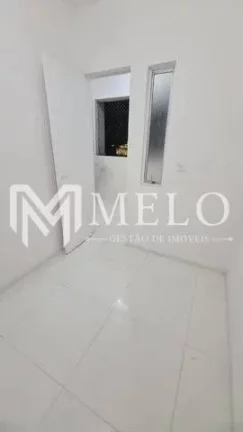 Imagem Oportunidade 2 quartos na torre todo reformado..