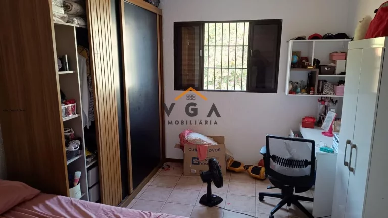 Imagem Sobrado para Venda em São Paulo, Vila Londrina, 5 dormitórios, 1 suíte, 3 banheiros, 3 vagas