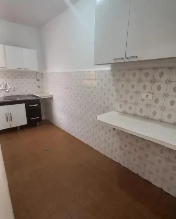Imagem Casa quarto, sala, cozinha FL11
