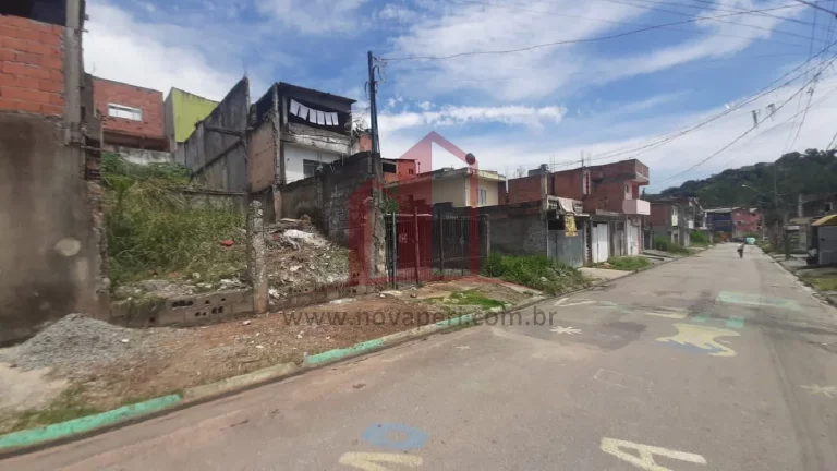 Imagem Terreno à venda em Francisco Morato-SP, Jardim Silvia: 125,00 m² de área!
