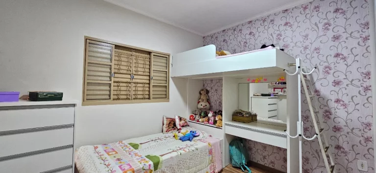 Imagem Casa tipo para venda em Residencial Meireles com 3 quartos, sendo 1 suíte, 162m2