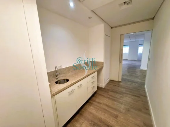 Imagem Conjunto Comercial para Alugar em Vila Olímpia - São Paulo/SP.