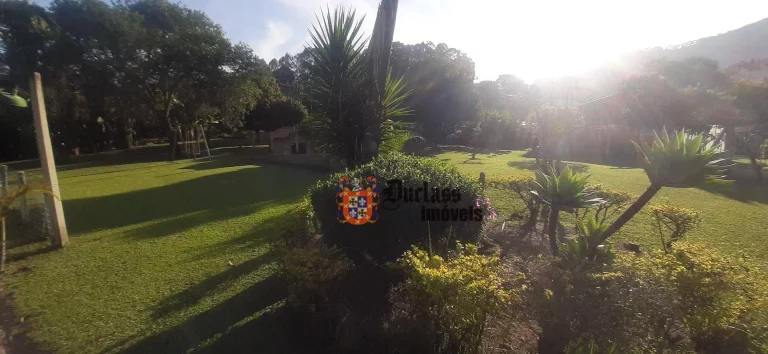 Imagem Chácara com 6 dormitórios à venda, 8000 m² por R$ 950.000,00 - Furnas - Extrema/MG