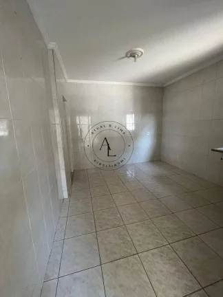 Imagem Casa Aconchegante com Edícula no Jardim São Marcos, Valinhos - SP!