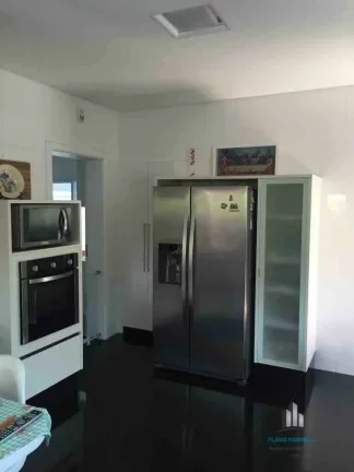 Imagem Belíssima Casa no Aphaville 3 de 450m² com 4 Suítes e 6 Vagas