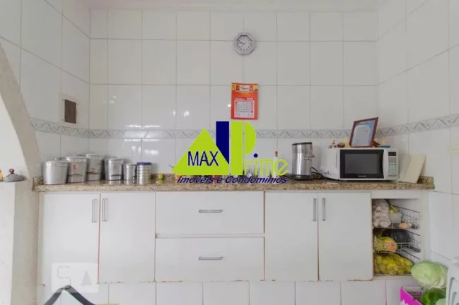 Imagem Ampla casa à venda em São Paulo-SP: 5 quartos, 1 suíte, 3 salas, 2 vagas, 210m² na Vila Buenos Aires!
