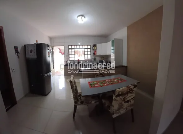 Imagem Casa Ampla à Venda no Jardim Dom Pedro II – 3 Quartos, 1 Suíte, Churrasqueira, Grande Quintal e Espaço para Construção em Terreno de 310m²!