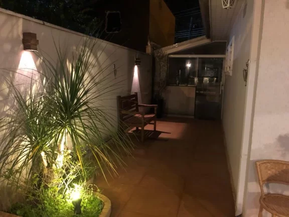 Imagem Casa com 3 dormitórios à venda, 140 m² por R$ 690.000 - Parque Anhangüera - Ribeirão Preto/SP