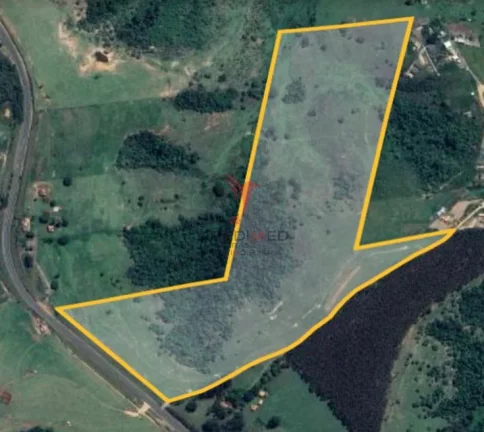Imagem Vendo sítio com 8,47 alqueires no asfalto, Piracicaba - SP
