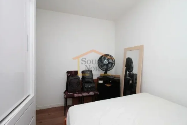 Imagem Apartamento de 52m² com 2 dormitórios, um com armário, 1 banheiro, sala para dois ambientes com s...