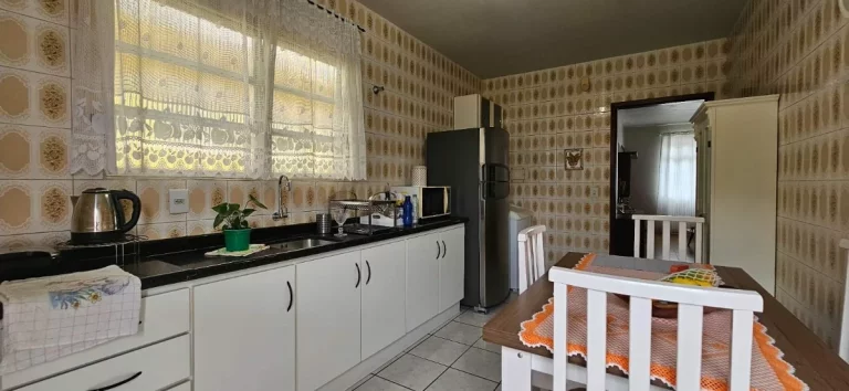 Imagem Casa à Venda,300 m2 , 3 dormitórios(1 suíte), 2 Vagas , Trindade, Florianópolis, SC