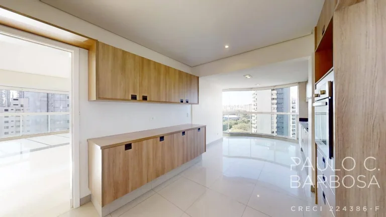 Imagem Moema Pássaros - 2 Suítes - 6 Vagas - 324m²
