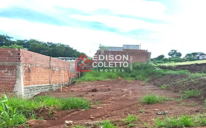 Encante-se com este terreno a venda charmoso e versátil no Terras di Treviso, em Piracicaba!!