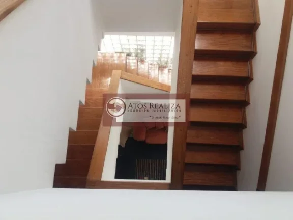 Imagem OPORTUNIDADE EXCLUSIVA. Vendo casa em condomínio fechado com uma área de 1008m² no parque do terceiro lago, SUPER residência entre 3 pavimentos com muitos detalhes, São 5 Dormitórios, sendo 2 belas Suítes, 2 salas, 2 cozinhas, salão de festas, 4 vagas de 