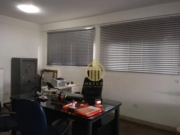 Imagem Prédio comercial em Ribeirão Preto de salas, galpôes, oficinas e pátios de abastecimentos