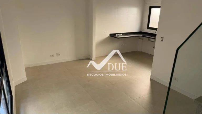 Imagem Village tipo sobrado com 2 suites. 4 banheiros, espaço gourmet para churrasqueira à venda, 89 m² por R$ 810.000 - Boqueirão - Santos/SP