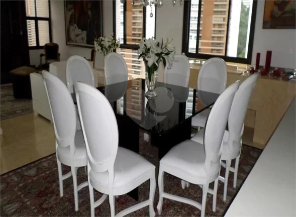 Imagem Cobertura à venda com 3 quartos, sendo 2 suítes, no condomínio Emerald Hills, São Paulo - SP