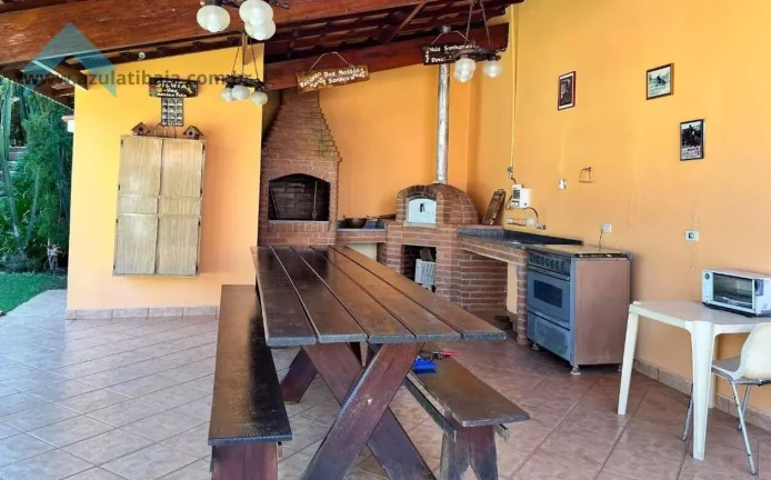 Imagem Chácara em condomínio 4 dormitórios em Atibaia  1.000m²