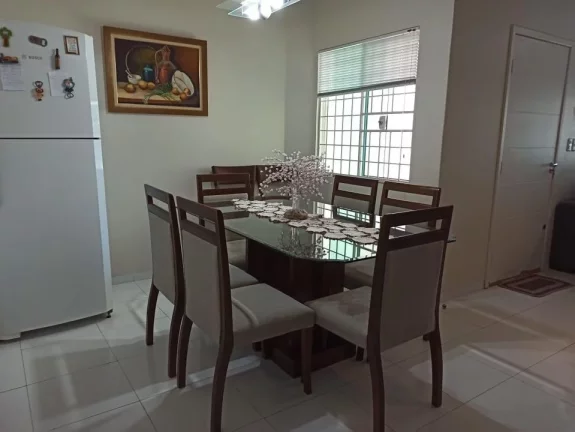 Imagem Sobrado para Venda em Maringá, Jardim Fregadoli, 3 dormitórios, 1 suíte, 2 banheiros, 2 vagas