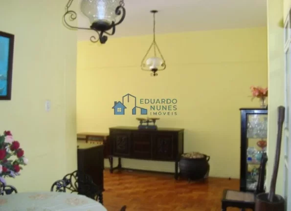 Imagem Apartamento claro e arejado, sol da manhã com 04 quartos