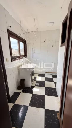 Imagem Casa Suite Master + 1 Suite + 4 Quartos - Bairro Bancarios