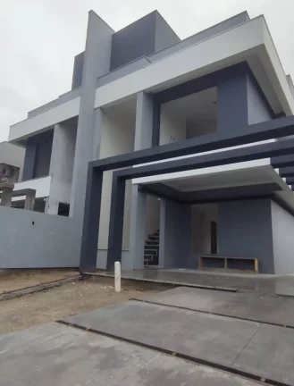Imagem Casa com 3 quartos, 170 m², à venda por R$ 850.000 São João do Rio Vermelho