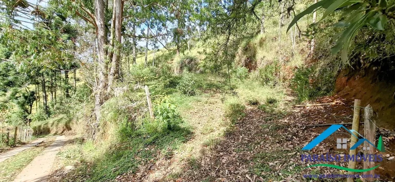 Imagem Viva o sonho na Serra da Mantiqueira neste aconchegante terreno!
