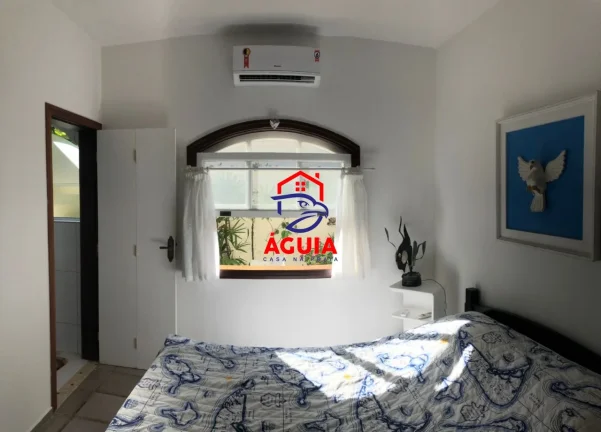 Imagem Linda casa no Condomínio Pedra Verde na Praia do Lázaro perto da praia!