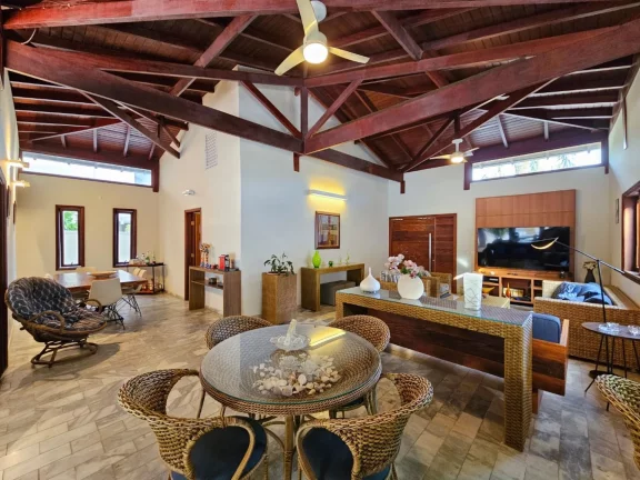 Imagem Casa de Luxo à Venda em Riviera de São Lourenço Módulo 21: 6 Quartos, 6 Suítes, 2 Salas, 3 Vagas de Garagem, 350m² de Área