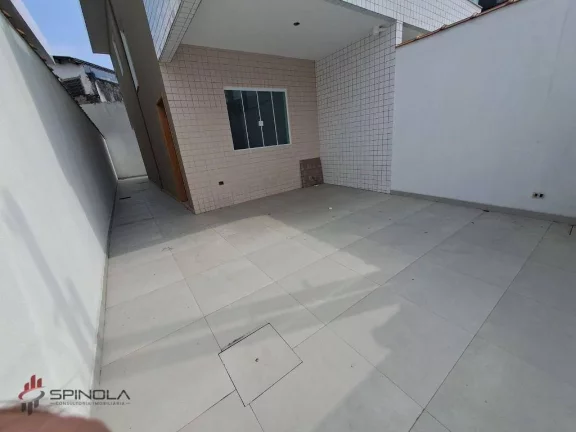 Imagem Sobrado com 2 dormitórios à venda, 70 m² por R$ 540.000,00 - Tude Bastos - Praia Grande/SP