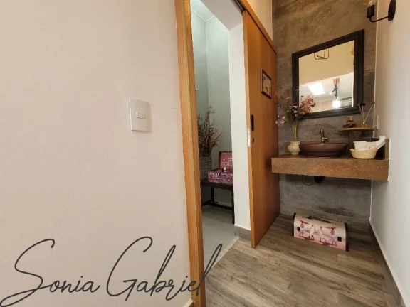 Imagem Casa em Condomínio de Luxo em Vinhedo-SP - 3 Quartos, 2 Suítes, 3 Salas, 5 Banheiros, 4 Vagas - Imperdível! Imagem Casa em Condomínio de Luxo em Vinhedo-SP - 3 Quartos, 2 Suítes, 3 Salas, 5 Banheiros, 4 Vagas - Imperdível!