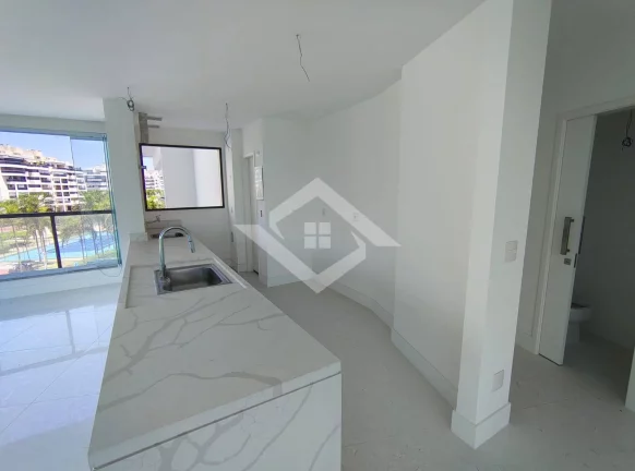 Imagem Apartamento de 4 Quartos na Barra da Tijuca perto do Posto 6 com 147 m²