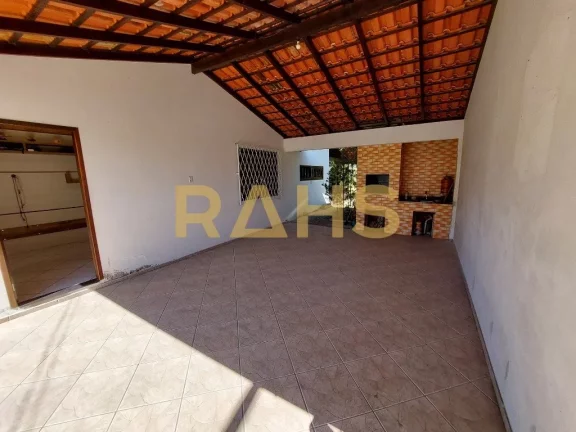 Imagem Você está em busca de um lar acolhedor e tranquilo? Apresentamos a você uma bela casa plana com 3...