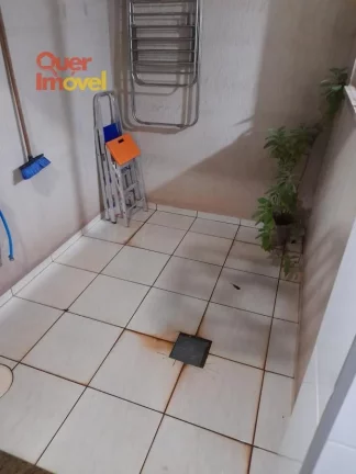 Imagem Apartamento à venda em Ribeirão Preto-SP no Jardim Botânico - Edifício Santana 2 quartos, 1 suíte, 2 salas, 2 banheiros, 1 vaga - Quer Imóvel Negócios Imobiliários.